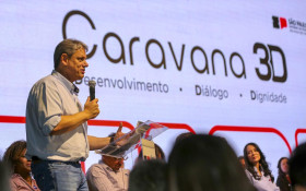 Tarc&iacute;sio cumpre agenda no interior