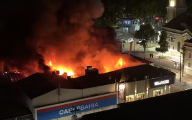 Inc&ecirc;ndio destr&oacute;i loja das Casas Bahia no Centro em Santa B&aacute;rbara d'Oeste