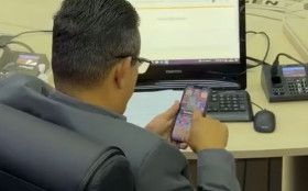 Vereador &eacute; filmado jogando 'Candy Crush' durante sess&atilde;o em S&atilde;o Roque