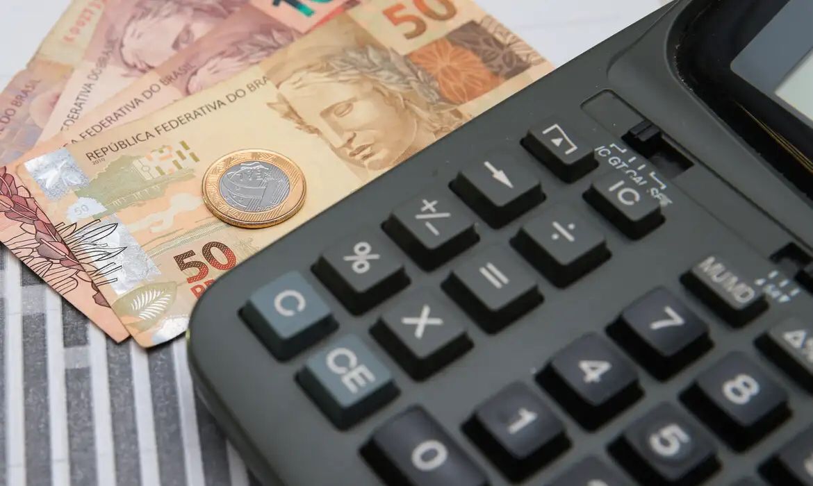 Receita libera maior lote de restitui&ccedil;&atilde;o da hist&oacute;ria