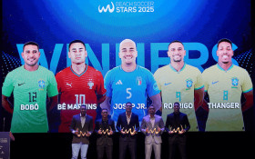 Brasileiros ganham pr&ecirc;mio de Melhor do Mundo na Espanha