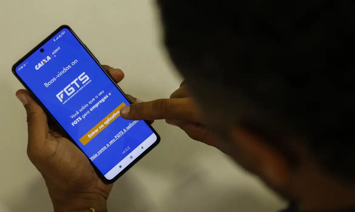 FGTS poder&aacute; ser usado para quitar d&iacute;vidas no Desenrola