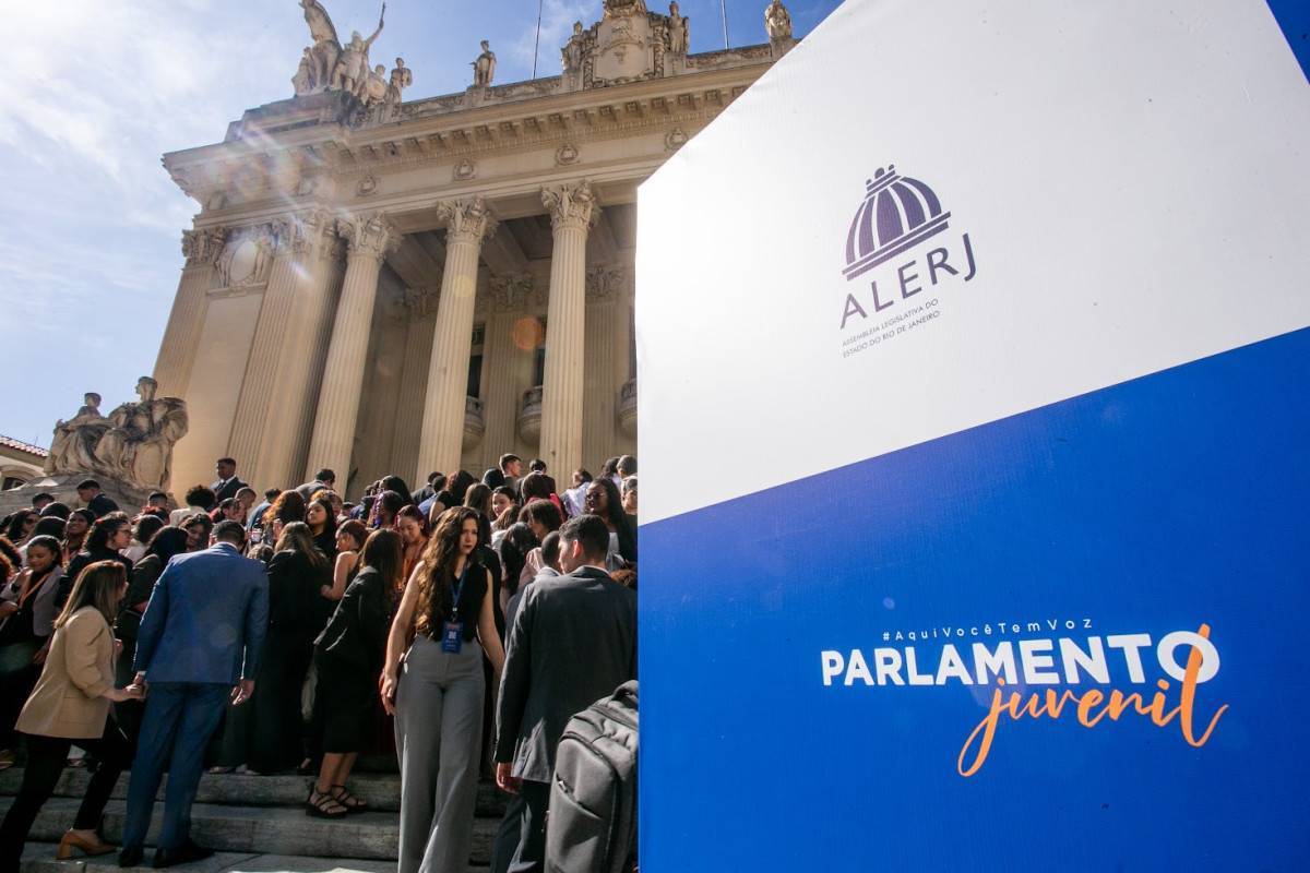 Parlamento Juvenil vira espa&ccedil;o de formula&ccedil;&atilde;o de propostas