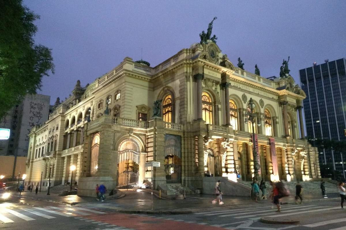 Theatro Municipal de S&atilde;o Paulo | Feijoada Amigos do CRAMI | Franco J&uacute;nior