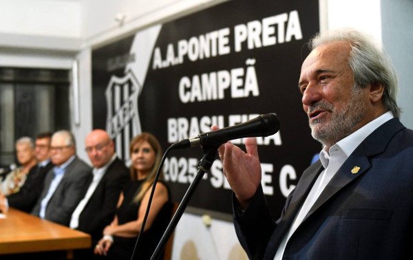 Conselheiros da Ponte Preta entram na Justi&ccedil;a e pedem o afastamento imediato do presidente do clube