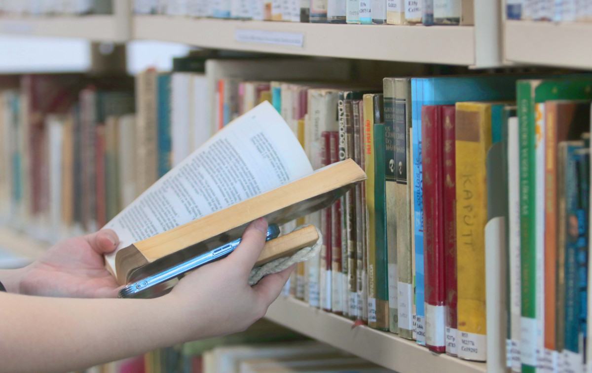 Campinas compra R$ 12 milh&otilde;es em livros sem licita&ccedil;&atilde;o; prefeitura alega respaldo legal e pedag&oacute;gico