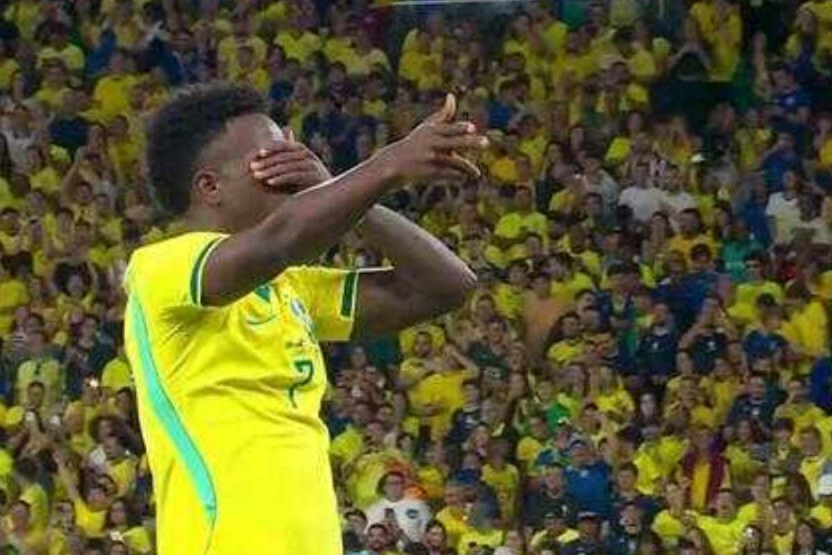 Sele&ccedil;&atilde;o se despede do Brasil com goleada de 6 a 2 sobre o Panam&aacute;