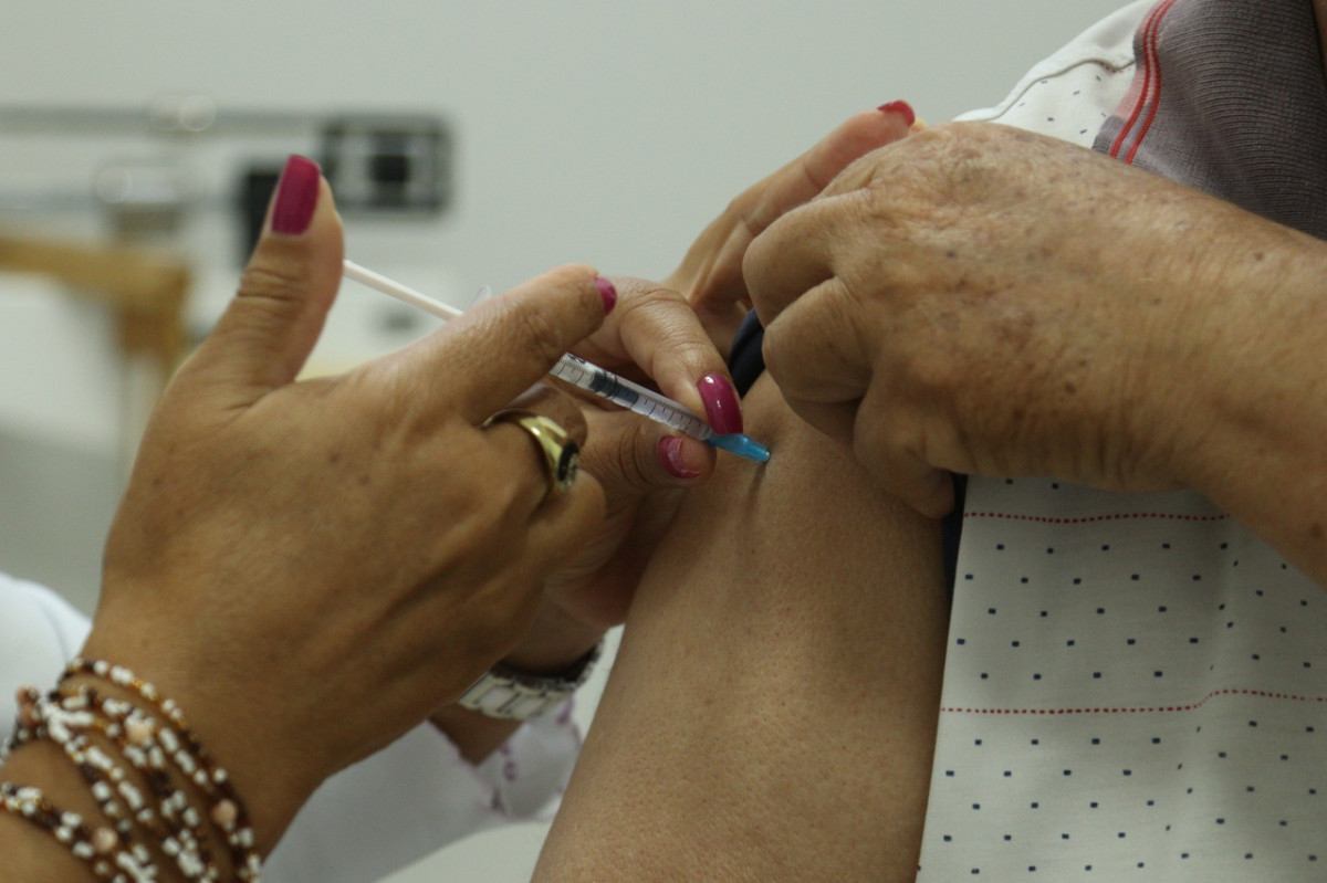 Hortol&acirc;ndia prorroga a campanha de vacina&ccedil;&atilde;o contra gripe at&eacute; o fim do m&ecirc;s