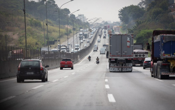 Rodovias paulistas esperam 20 milh&otilde;es de ve&iacute;culos no feriado de Corpus Christi