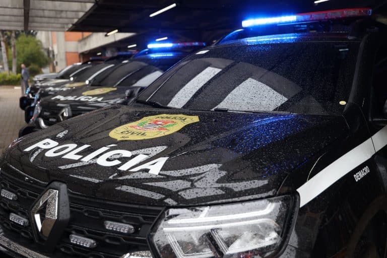 Pol&iacute;cia e MP de SP fazem opera&ccedil;&atilde;o sobre supostas irregularidades envolvendo agente p&uacute;blico e empres&aacute;rios do transporte em Campinas