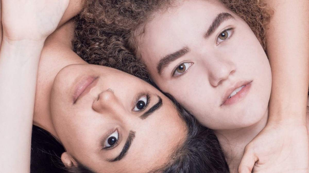 Anavit&oacute;ria faz show especial da Turn&ecirc; dos Namorados no Qualistage