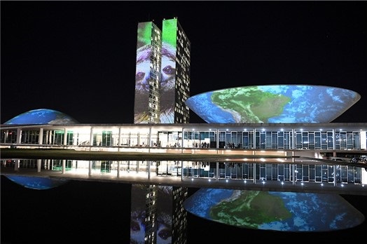 Congresso recebe proje&ccedil;&atilde;o mapeada pelo Dia Mundial do Meio Ambiente