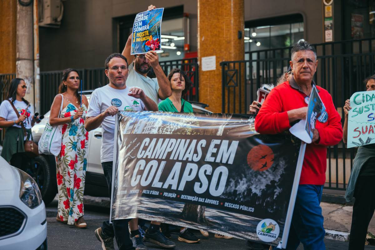 No Dia Mundial do Meio Ambiente, manifestantes protestam contra pol&iacute;tica ambiental de Campinas