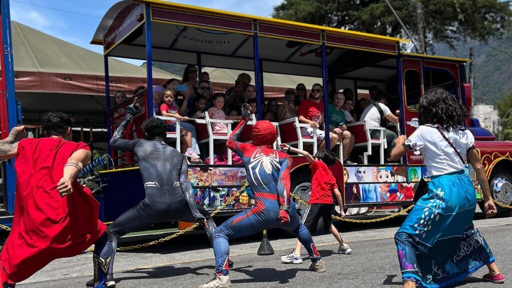 Novas regras para 'trens tur&iacute;sticos' em Teres&oacute;polis