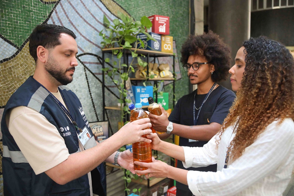 C&acirc;mara do Rio realiza campanha de descarte do &oacute;leo de cozinha