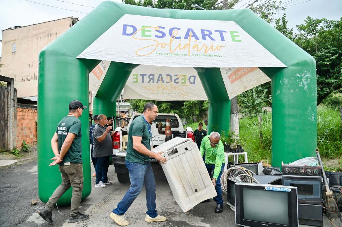 Ano Bom recebe Descarte Solid&aacute;rio