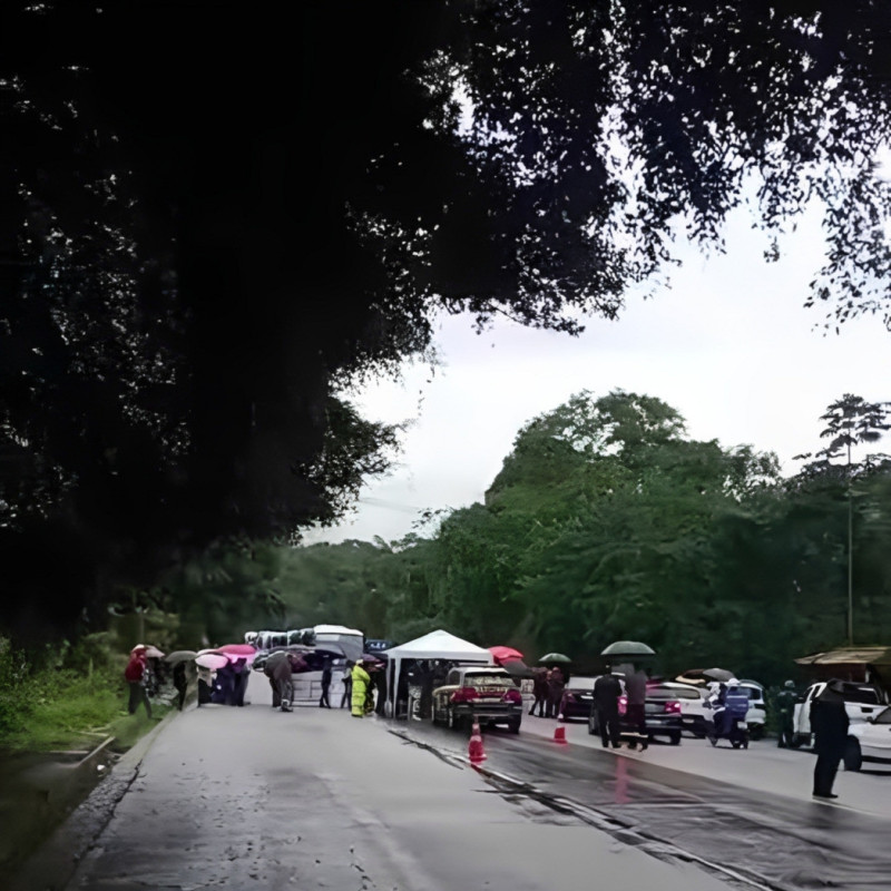 Protesto em Angra cobra pelo n&atilde;o fechamento de hospital