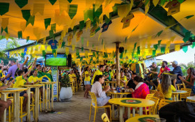 Arena Orla conecta torcedores aos quiosques do Leme &agrave; Prainha
