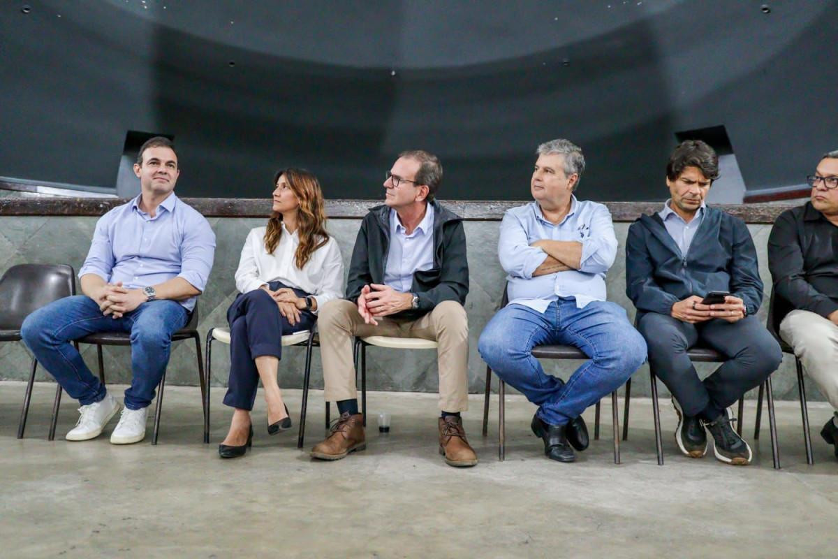 Katia Miki faz an&uacute;ncio de apoio oficial a Eduardo Paes