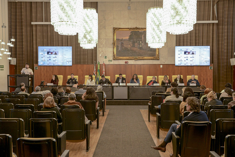 Em audi&ecirc;ncia, popula&ccedil;&atilde;o pede rigor na fiscaliza&ccedil;&atilde;o de ru&iacute;dos