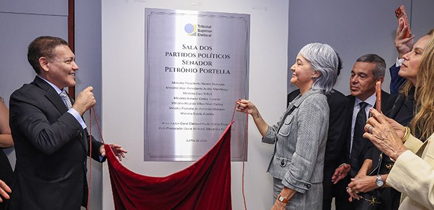 TSE inaugura sala para partidos pol&iacute;ticos em Bras&iacute;lia