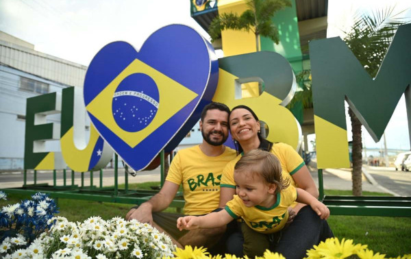 entra em campo e veste