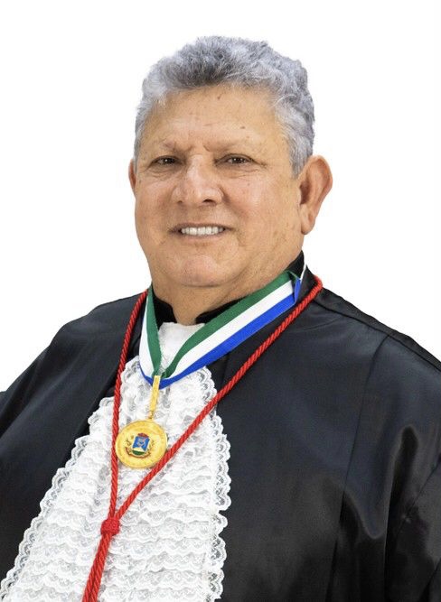 TJMT concede aposentadoria com sal&aacute;rio integral a desembargador investigado