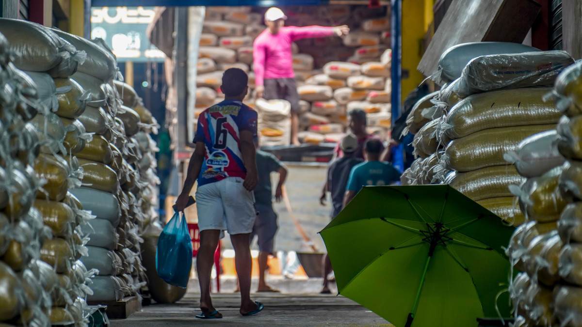 Economia brasileira cresceu 0,1% em abril