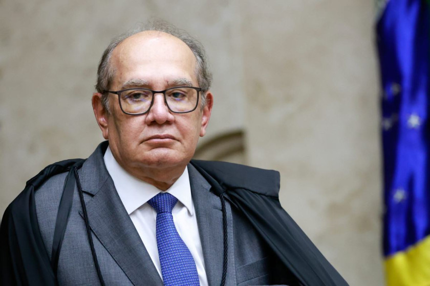 Gilmar pressiona STF por dados do celular de Vorcaro