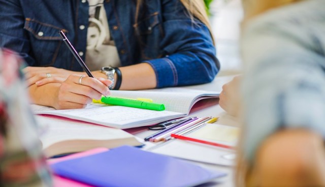 RS destina R$ 13 milh&otilde;es em bolsas a estudantes