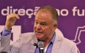 "&Eacute; preciso separar os l&iacute;deres do golpe dos meros manifestantes"