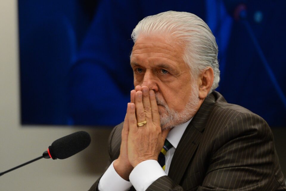 Nas redes, petistas tratam de 'prestigiar' Jaques Wagner
