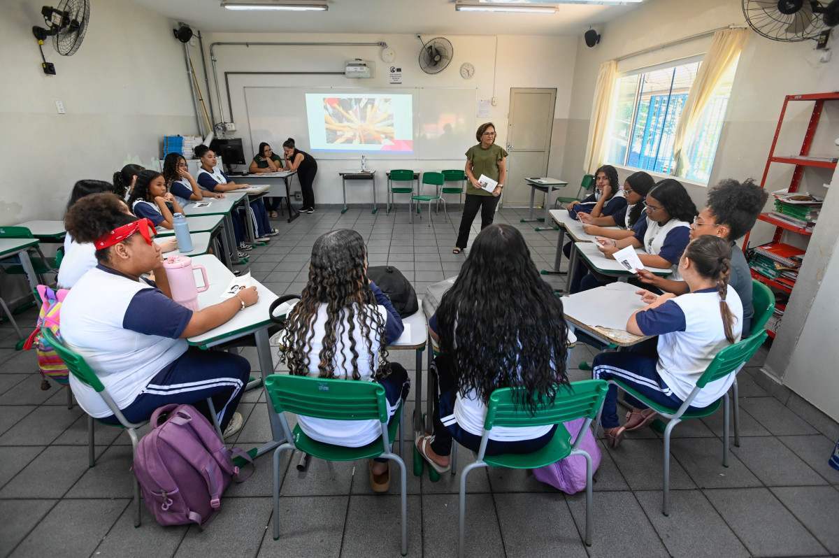 Profissionais da educa&ccedil;&atilde;o convocam novo ato em frente &agrave; Prefeitura de Campinas