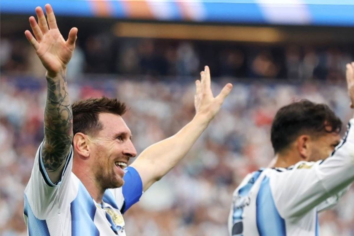 Argentina vence a &Aacute;ustria por 2 a 0 com gols e recorde de Messi