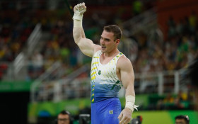 Arthur Zanetti celebra nova gera&ccedil;&atilde;o da gin&aacute;stica e revela nova fase da carreira 
