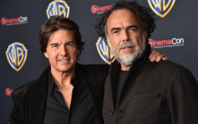 Tom Cruise vive magnata do petr&oacute;leo em nova s&aacute;tira com I&ntilde;&aacute;rritu