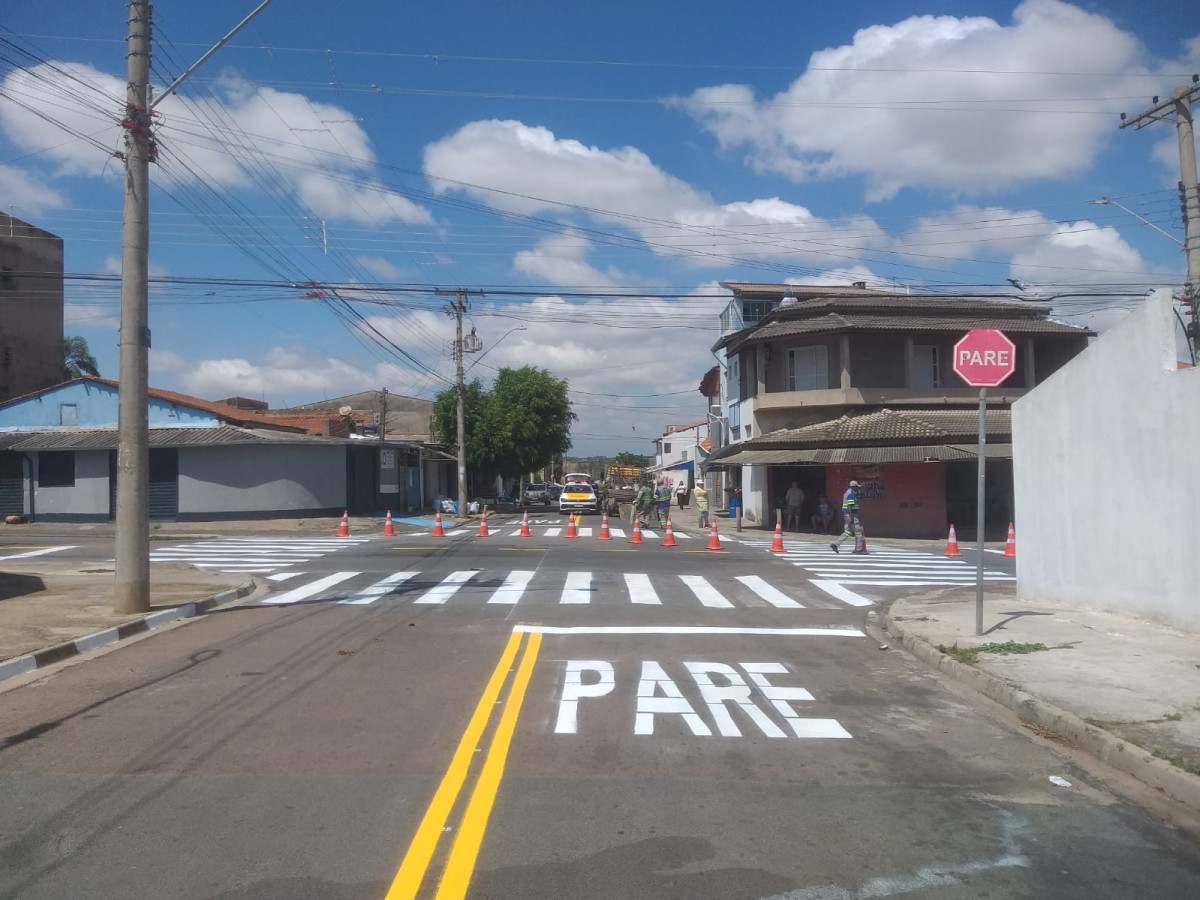 Setransp implanta duplo sentido em trecho da rua Claudete Sandra da Silva
