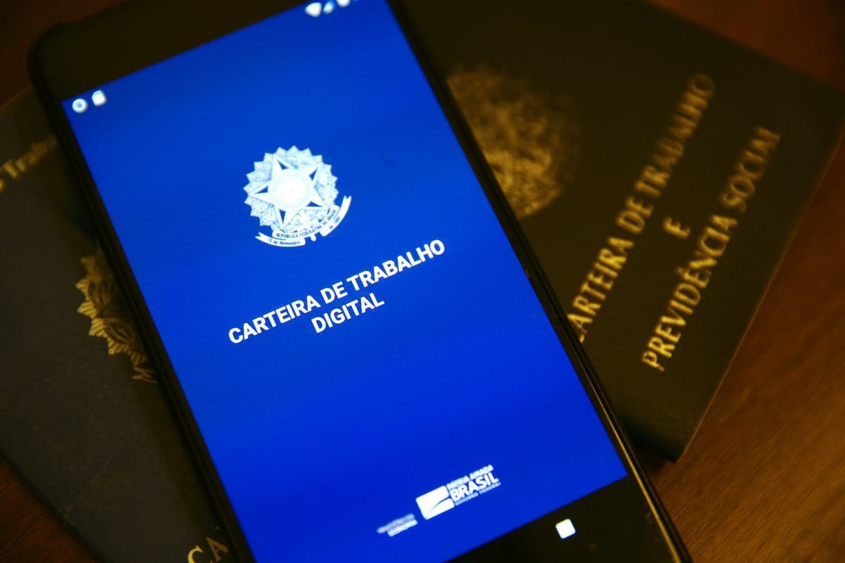 Mercado de trabalho formal cresce 2,6%