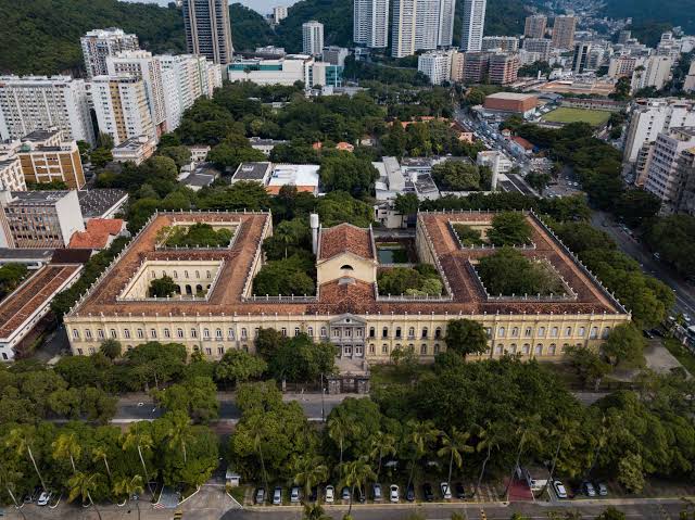 Espa&ccedil;o Ci&ecirc;ncia Viva celebra os 80 anos do Instituto de Biof&iacute;sica da UFRJ