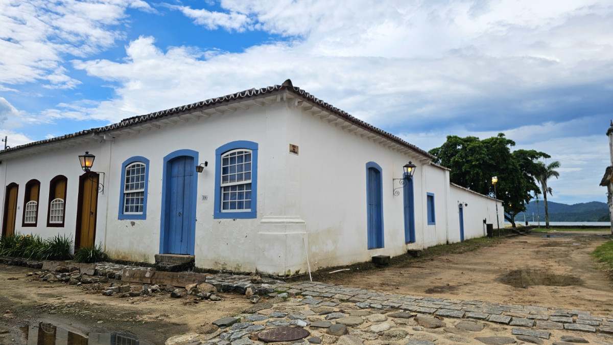 Centro de Paraty ficar&aacute; sem estacionamento