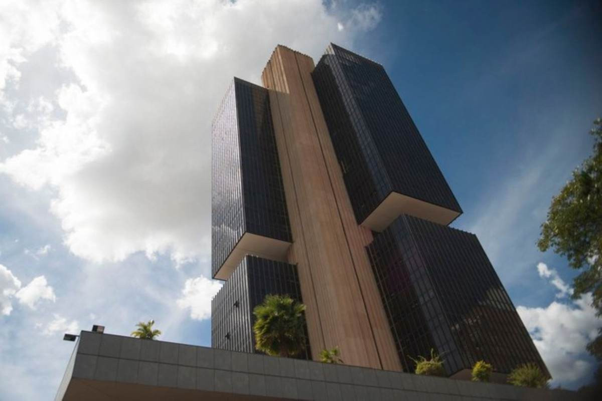 BC aponta suspeita de propina de R$ 12 milh&otilde;es no Banco Master