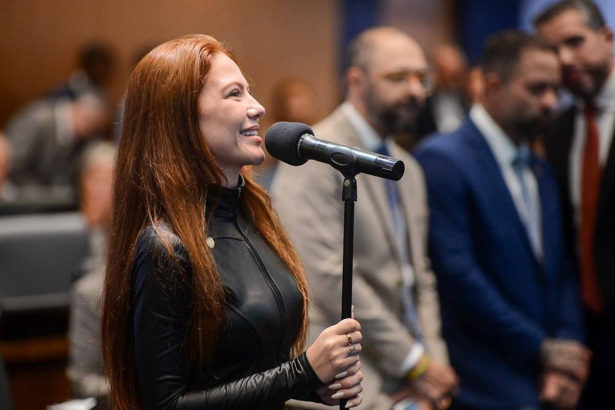 Sarah Poncio assume comiss&atilde;o na Alerj