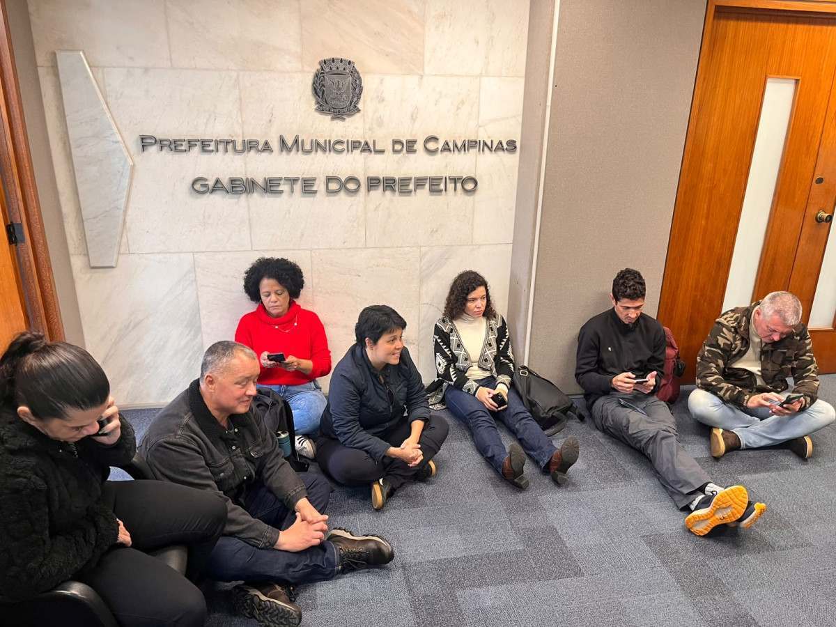 Vereadoras de Campinas n&atilde;o s&atilde;o recebidas na prefeitura durante manifesta&ccedil;&atilde;o de guardas municipais