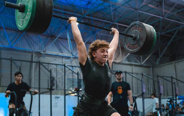 De Campinas para o mundo: Aos 15 anos, Vinicius Oliveira busca o topo do CrossFit Games