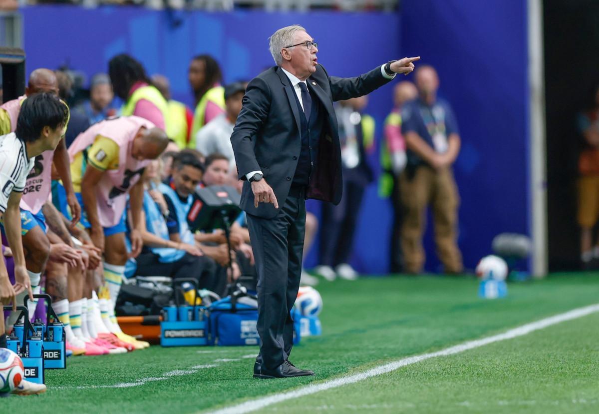 Ancelotti passou confiança para o time no intervalo da partida contra o Japão