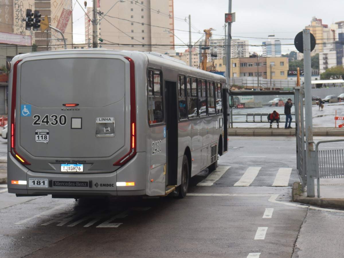 Ponto de &ocirc;nibus na Benjamin Constant muda para nova baia em Campinas
