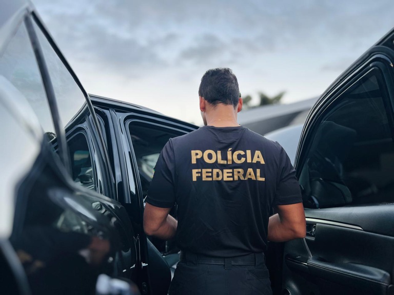 PF faz nova fase da Opera&ccedil;&atilde;o An&aacute;fora e mira empresa ligada a Washington Reis