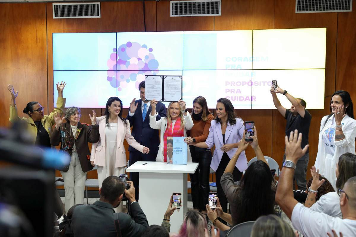 Rede de amparo &agrave;s mulheres