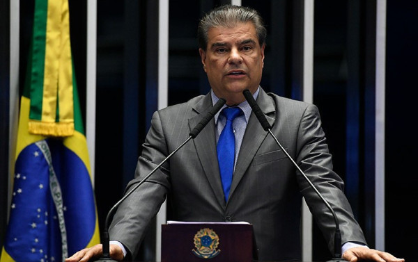 Servidor federal poder&aacute; atuar como MEI; projeto avan&ccedil;a &agrave; C&acirc;mara