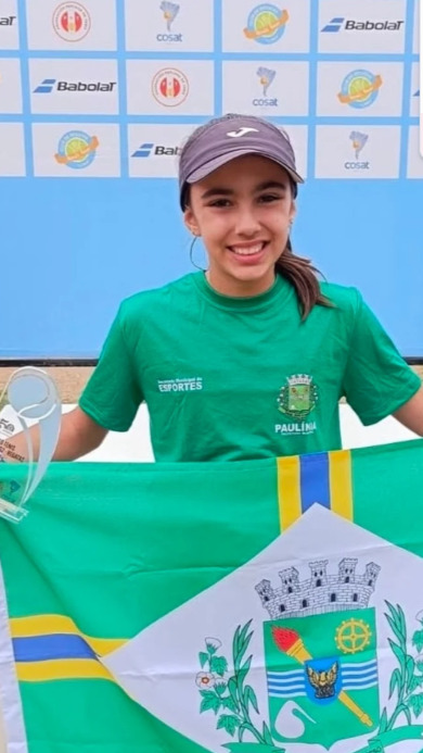 Tenista de Paul&iacute;nia se classifcapara disputar em Wimbledon